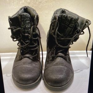 Faded Glory Men’s 10 Hiking Boots